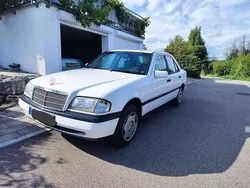 Weiß Gebraucht 1997 Mercedes C230 Classic Limousine | 6.500 € (Teuer)