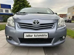 Blau Gebraucht 2009 Toyota Verso Executive Van / Kleinbus | 5.300 € (Guter Preis)