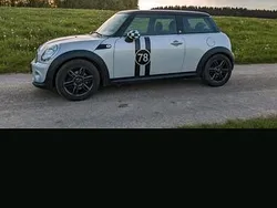 Grau Gebraucht 2011 Mini Cooper D Kleinwagen | 3.500 € (Guter Preis)