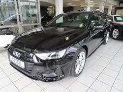 Schwarz Gebraucht 2021 Audi A4 Advanced Kombi | 28.980 € (Fairer Preis)