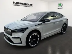 Moonweiss metallic Gebraucht 2024 Skoda Enyaq iV SportLine SUV | 53.548 € (Etwas zu teuer)