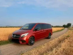 Rot Gebraucht 2021 Mercedes V250 Edition Van / Kleinbus | 40.000 € (Guter Preis)