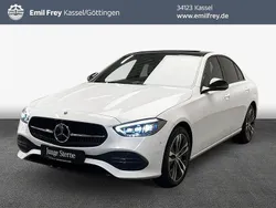 Opalithweiß bright Gebraucht 2024 Mercedes C300e Avantgarde Limousine | 39.831 € (Superpreis)