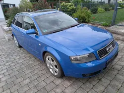 Blau Gebraucht 2004 Audi A4 Kombi | 2.500 € (Superpreis)