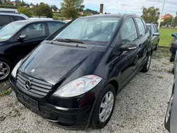 Kosmosschwarz metalliclack Gebraucht 2007 Mercedes A180 Kleinwagen | 1.600 €