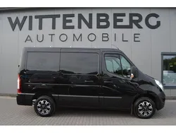 Schwarz Gebraucht 2017 Renault Master Van | 15.900 €