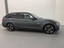 Grau Gebraucht 2017 BMW 330 Sport Line Kombi | 19.890 € (Fairer Preis)