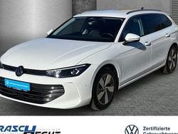 Weiß Gebraucht 2025 VW Passat Business Kombi | 32.980 € (Superpreis)