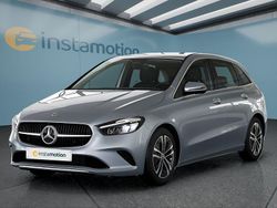 Silber Gebraucht 2024 Mercedes B180 Van / Kleinbus | 31.649 € (Guter Preis)