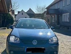 Blau Gebraucht 2004 VW Golf IV Kombi | 1.500 € (Guter Preis)
