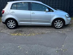 Silber Gebraucht 2005 VW Golf Plus Cross Van / Kleinbus | 3.900 € (Etwas zu teuer)