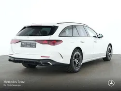 Weiß Gebraucht 2024 Mercedes E200 Advanced Limousine | 46.990 € (Fairer Preis)