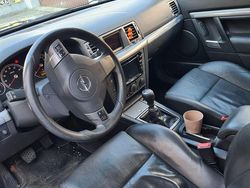 Schwarz Gebraucht 2007 Opel Vectra GTS Limousine | 2.599 €