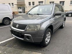 Silber Gebraucht 2006 Suzuki Grand Vitara SUV | 2.200 € (Fairer Preis)