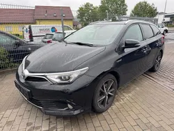 Schwarz Gebraucht 2017 Toyota Auris Touring Sports Edition-S Kombi | 7.900 € (Guter Preis)