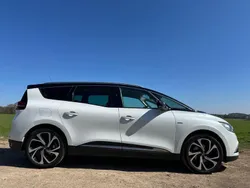 Weiß Gebraucht 2018 Renault Grand Scénic IV Bose Edition Van / Kleinbus | 13.000 € (Fairer Preis)