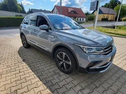 Grau Gebraucht 2021 VW Tiguan Elegance SUV | 27.950 € (Superpreis)