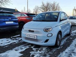 Blau Gebraucht 2023 Fiat 500e Kleinwagen | 23.999 € (Fairer Preis)