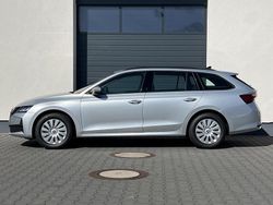 Neu 2025 Skoda Octavia Essence Kombi | 28.059 € (Superpreis)
