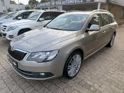 Beige Gebraucht 2014 Skoda Superb Ambition Kombi | 13.750 € (Fairer Preis)
