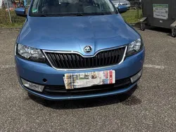 Blau Gebraucht 2015 Skoda Rapid Drive Limousine | 8.290 € (Fairer Preis)