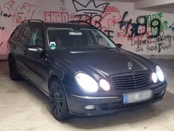 Mercedes E280