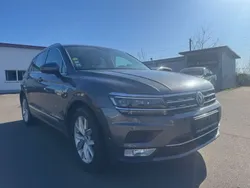 Grau Gebraucht 2017 VW Tiguan Highline SUV | 16.900 € (Fairer Preis)