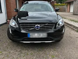 Schwarz Gebraucht 2016 Volvo XC60 Summum SUV | 17.500 €
