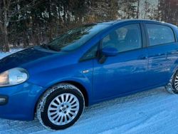 Blau Gebraucht 2010 Fiat Punto Evo Kleinwagen | 2.300 € (Guter Preis)