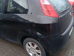 Grau Gebraucht 2009 Fiat Punto Active Limousine | 1.300 € (Guter Preis)