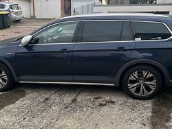 Blau Gebraucht 2016 VW Passat Alltrack Kombi | 11.900 € (Teuer)