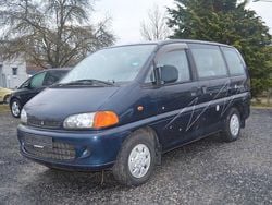 Blau Gebraucht 1995 Mitsubishi Space Gear Van / Kleinbus | 1.490 €