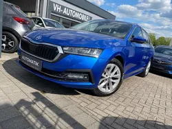 Blau Gebraucht 2024 Skoda Octavia Kombi | 26.995 € (Guter Preis)