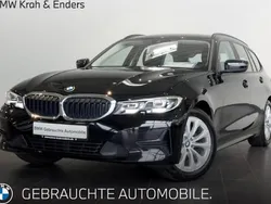 Schwarz Gebraucht 2022 BMW 318 Sport Line Kombi | 21.490 € (Fairer Preis)