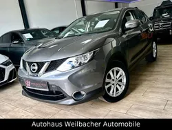Grau Gebraucht 2015 Nissan Qashqai Acenta SUV | 12.900 € (Fairer Preis)