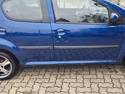 Blau Gebraucht 2007 Peugeot 107 Kleinwagen | 2.500 €