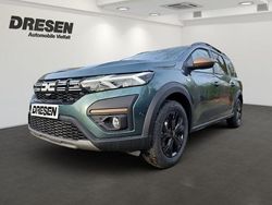 Gruen Neu 2026 Dacia Jogger Extreme Van / Kleinbus | 27.549 € (Fairer Preis)