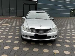 Silber Gebraucht 2009 Mercedes C180 Elegance Limousine | 5.500 € (Guter Preis)