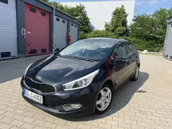 (1k) zilinaschwarz met. Gebraucht 2015 Kia Ceed Spirit Kleinwagen | 8.890 € (Fairer Preis)