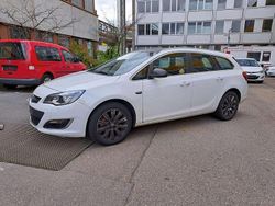 Schneeweiss/olympic/summit Gebraucht 2015 Opel Astra Exklusiv Kombi | 2.650 € (Superpreis)