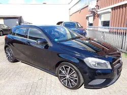 Schwarz Gebraucht 2015 Mercedes A180 Limousine | 9.450 € (Guter Preis)