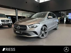 Metalliclack mountaingrau Gebraucht 2025 Mercedes B250e Progressive Van / Kleinbus | 52.850 €