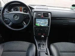 Schwarz Gebraucht 2010 Mercedes B180 Van / Kleinbus | 9.890 €