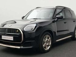 Schwarz Gebraucht 2024 Mini Countryman Favoured SUV | 39.157 € (Guter Preis)