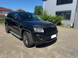 Schwarz Gebraucht 2013 Jeep Cherokee SUV | 8.800 €