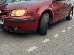 Rot Gebraucht 2000 VW Bora Limousine | 1.900 € (Fairer Preis)