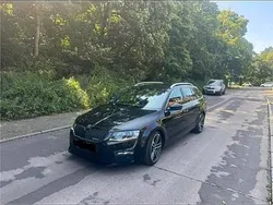 Schwarz Gebraucht 2014 Skoda Octavia vRS Kombi | 8.900 € (Guter Preis)