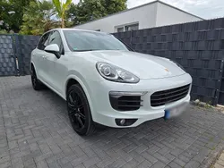 Weiß Gebraucht 2016 Porsche Cayenne Platinum Edition SUV | 29.900 € (Fairer Preis)