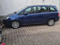 Blau Gebraucht 2006 Opel Zafira Van / Kleinbus | 2.999 €