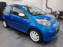 Blau Gebraucht 2010 Citroën C1 Chic Kleinwagen | 3.990 € (Etwas zu teuer)